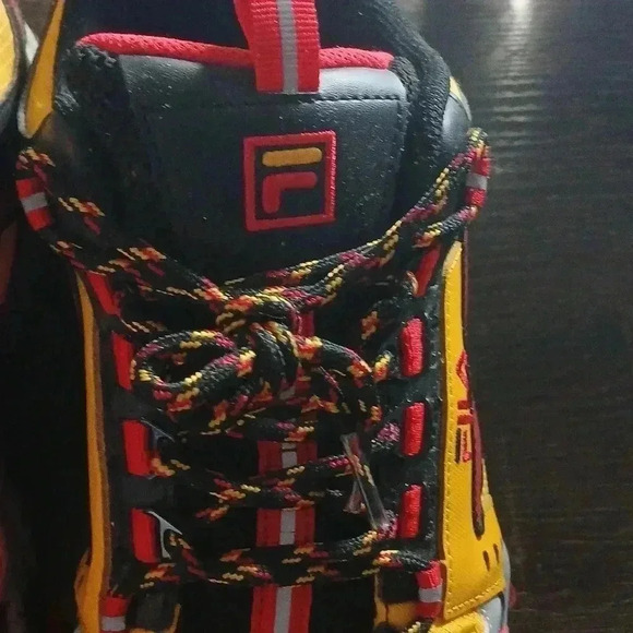 Fila sneakers..beautiful tropical colors...worn once..smoke free home - Picture 5 of 7